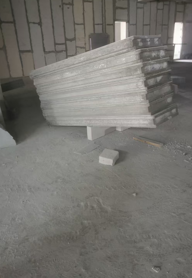 聚苯顆粒水泥夾芯復(fù)合輕質(zhì)條板：酒店公寓墻體材料的應(yīng)用